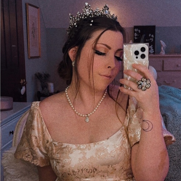 Meet your Posher, Wren - Picture 3 of 12